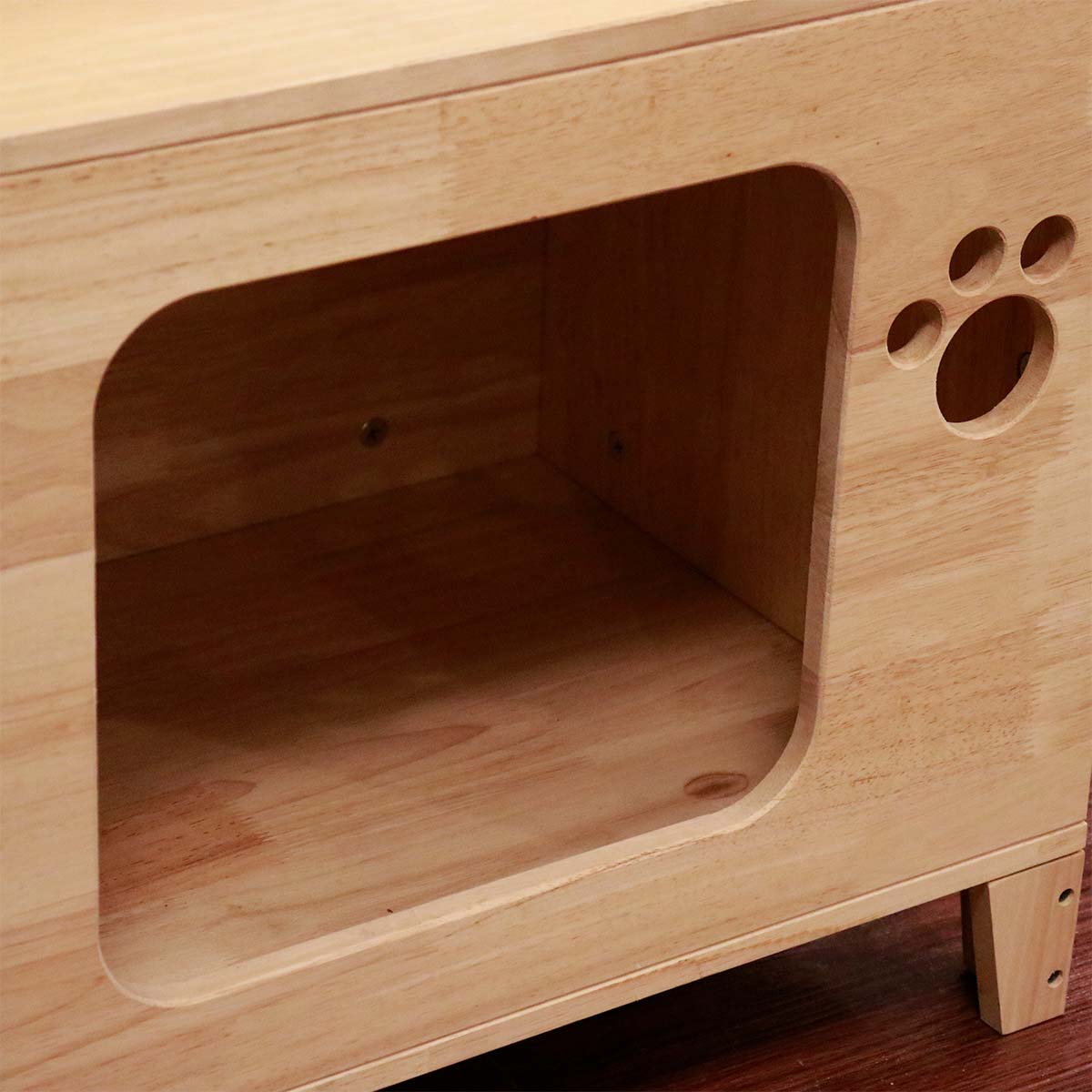 Modern Cat House Side Table for Indoor Cats, Wood Cat Condo Furniture with Scratching Posts & Hanging Toys, for Living Rooms, Bedrooms & Small Spaces