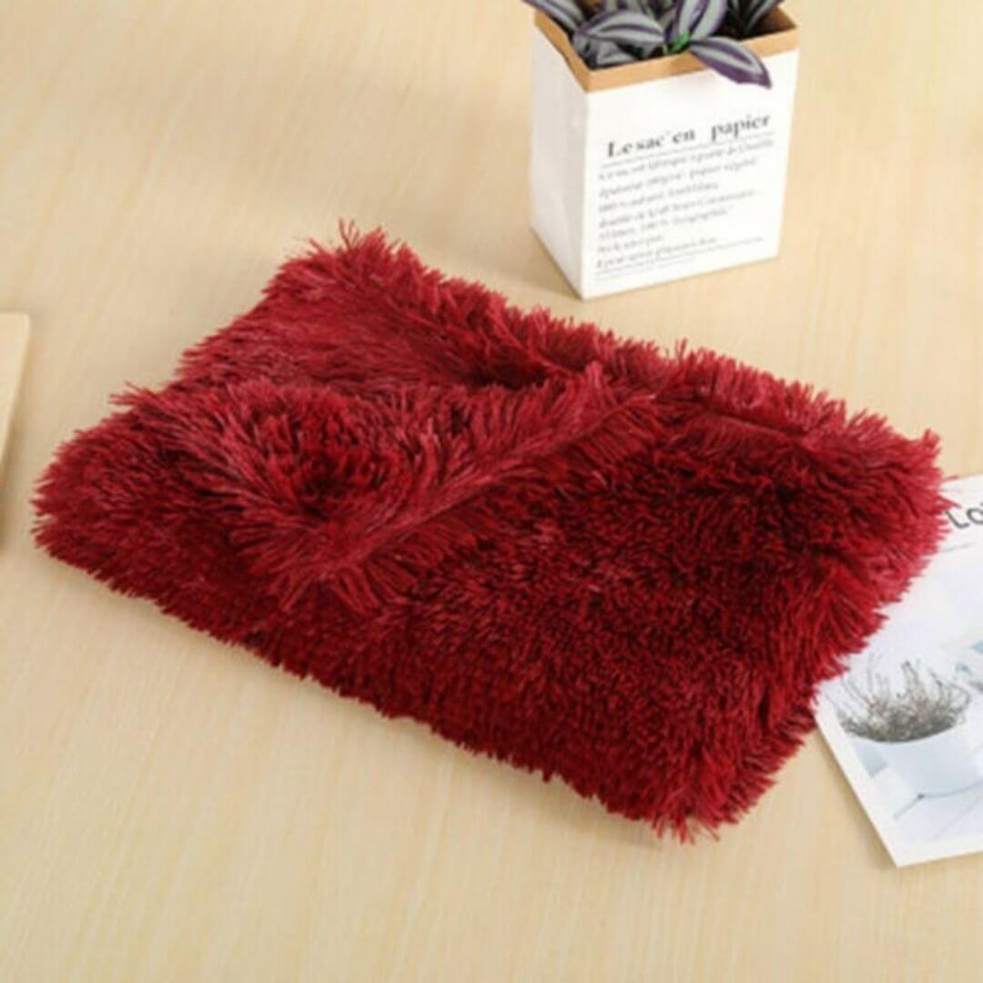 Anti-Anxiety Fluffy Pet Blanket for Dogs & Cats, Soft Plush Calming Throw for Puppies & Kittens, Cozy Cover for Beds, Crates, Sofas & Car Rides