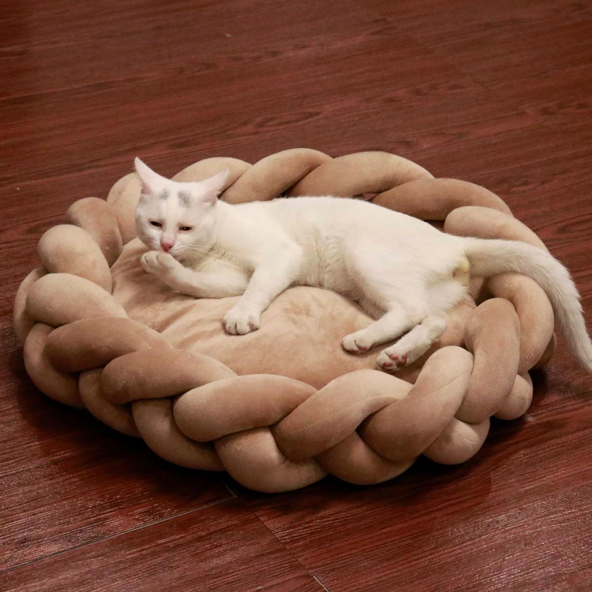 Braided Plush Pet Bed for Cats & Small Dogs, Ultra Soft Cushion Bed with Removable Machine Washable Pad, Raised Edge Cozy Bed for Napping & Lounging