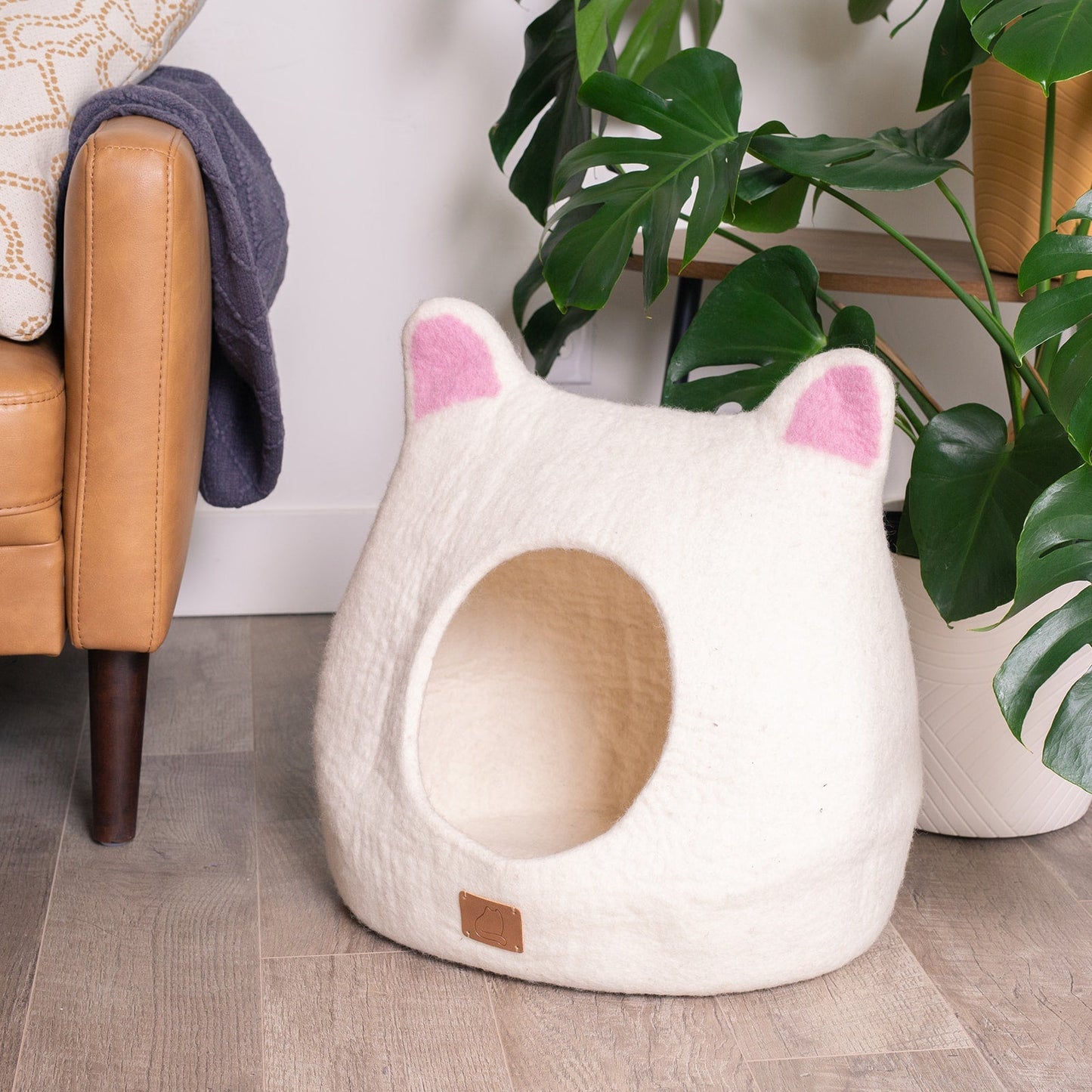 Handmade Felted Wool Cat Cave with Accent Ears for Indoor Cats & Kittens, Two-Tone Peekaboo Hideaway Bed for Napping, Hiding & Modern Home Decor
