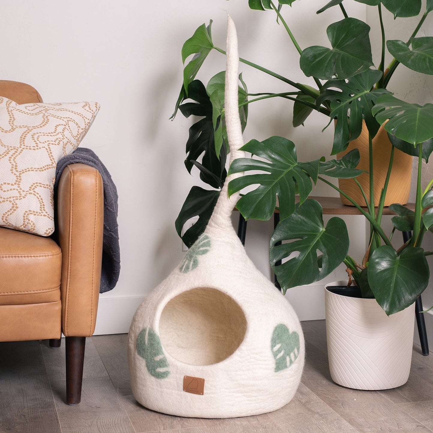 Monstera Leaf Felted Wool Cat Cave for Indoor Cats & Kittens, Handcrafted Botanical Peekaboo Hideaway Bed, for Napping, Hiding & Plant Lover Homes