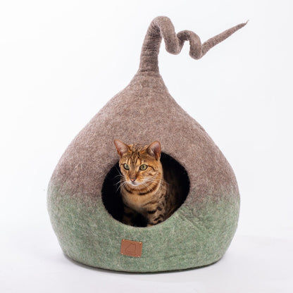 Ombre Felted Wool Cat Cave for Indoor Cats & Kittens, Handcrafted Gradient Peekaboo Hideaway Bed, for Napping, Hiding, Lounging & Modern Home Decor