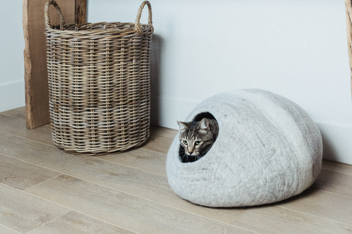 Striped Wool Felt Cat Cave for Indoor Cats & Kittens, Modern Secure Hideout Bed for Hiding & Napping, for Living Rooms, Bedrooms & Minimalist Homes