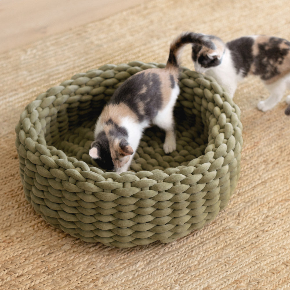 Plush Velvet Cat Bed for Indoor Cats & Kittens, Soft Knotted Weave Calming Pet Bed with Adjustable Shape, for Sleeping, Lounging & Cozy Corners