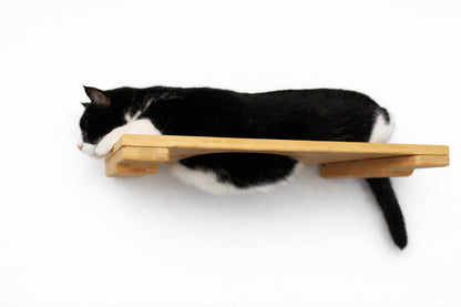 Wall-Mounted Cat Shelf for Indoor Cats, Solid Bamboo Floating Perch with Optional Faux Fur Plush Bed, Space-Saving Wall Furniture for Lounging & Climbing