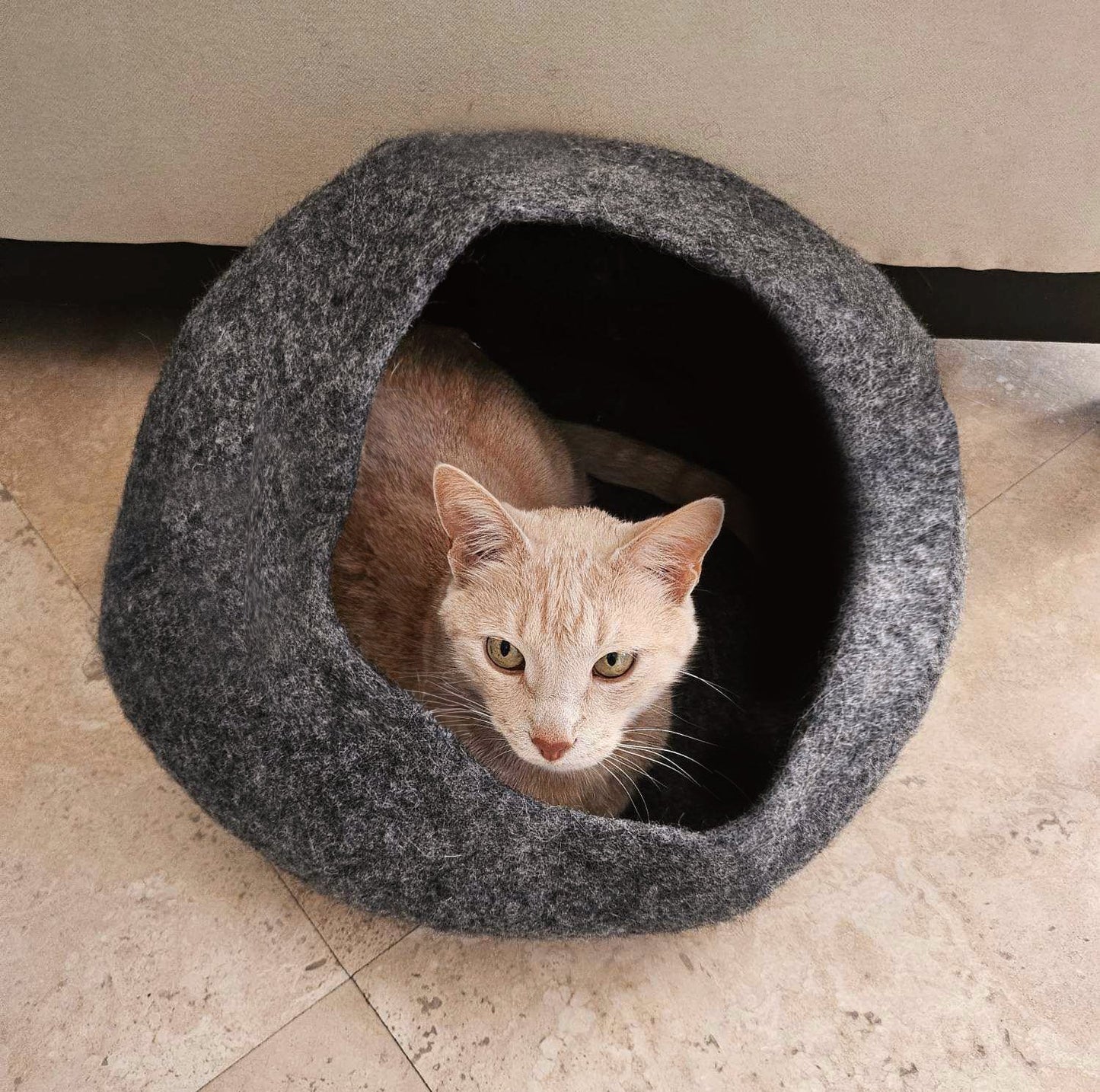Heathered Gray Wool Cat Cave for Indoor Cats, Hand-Felted Merino Wool Hideaway Bed, Cozy Enclosed Cat House for Napping, Hiding & Stress Relief