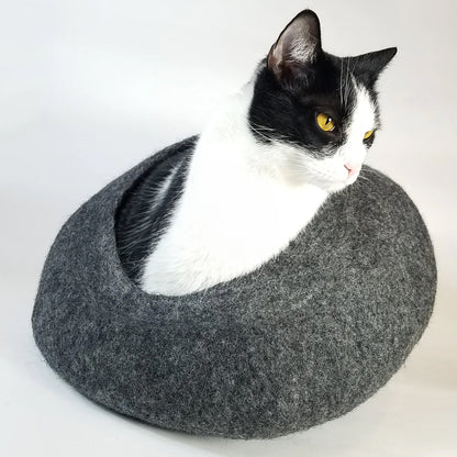 Heathered Gray Wool Cat Cave for Indoor Cats, Hand-Felted Merino Wool Hideaway Bed, Cozy Enclosed Cat House for Napping, Hiding & Stress Relief